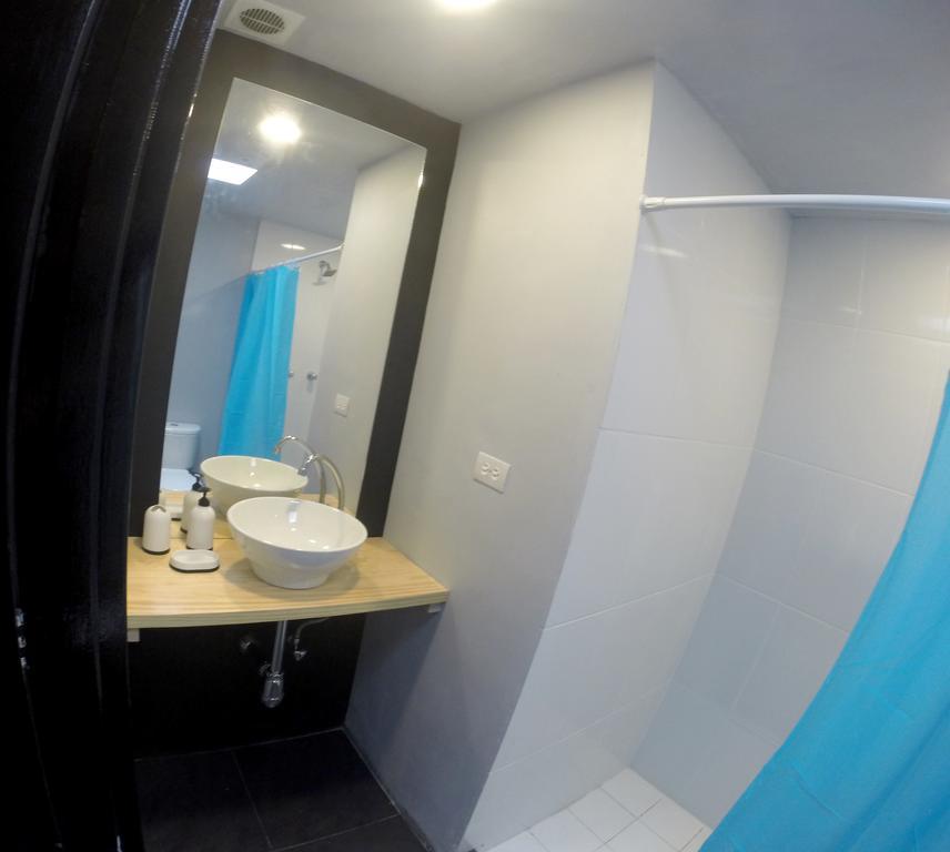 Blackpine Hostel Medellin Ngoại thất bức ảnh