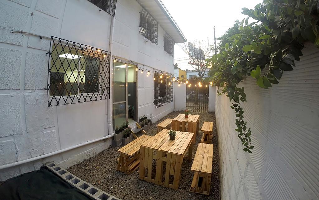 Blackpine Hostel Medellin Ngoại thất bức ảnh