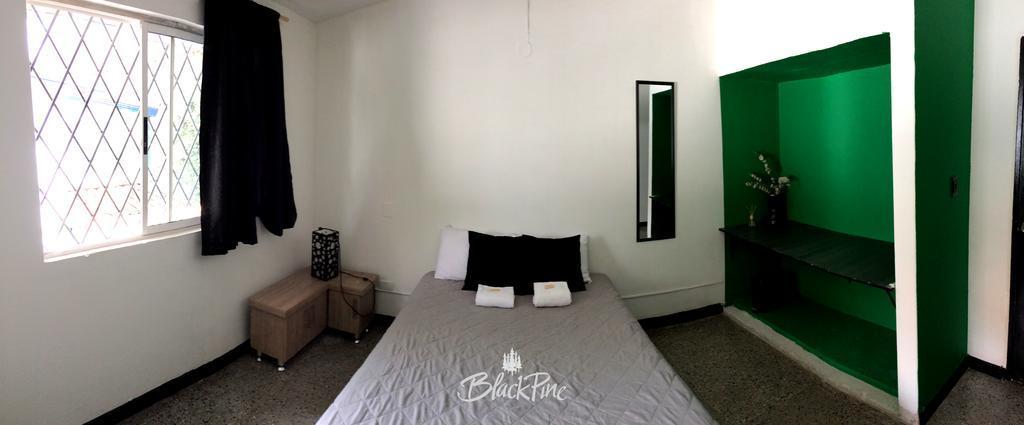Blackpine Hostel Medellin Ngoại thất bức ảnh