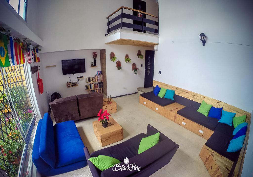 Blackpine Hostel Medellin Ngoại thất bức ảnh