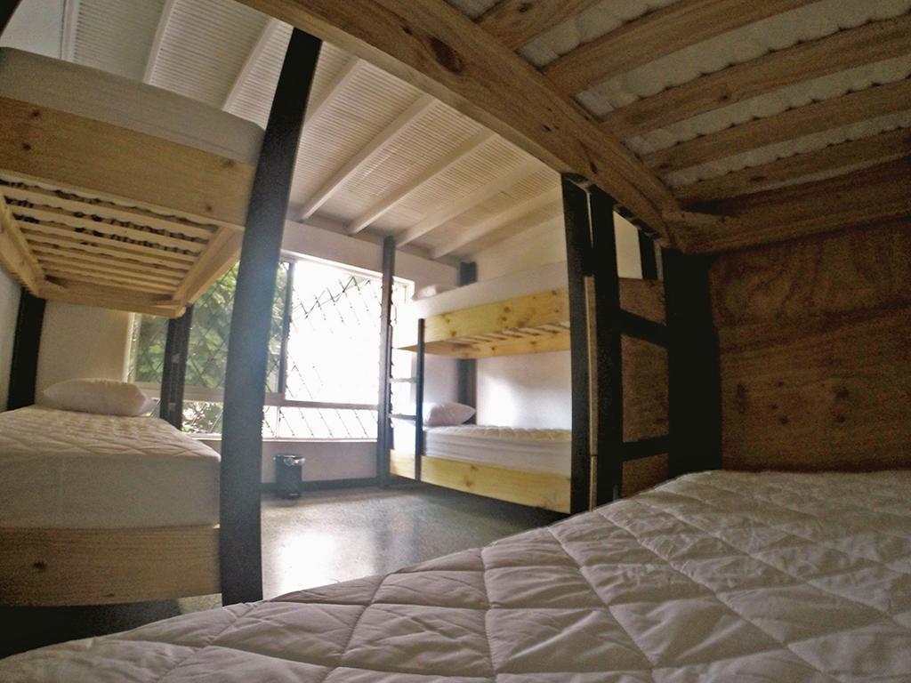 Blackpine Hostel Medellin Phòng bức ảnh